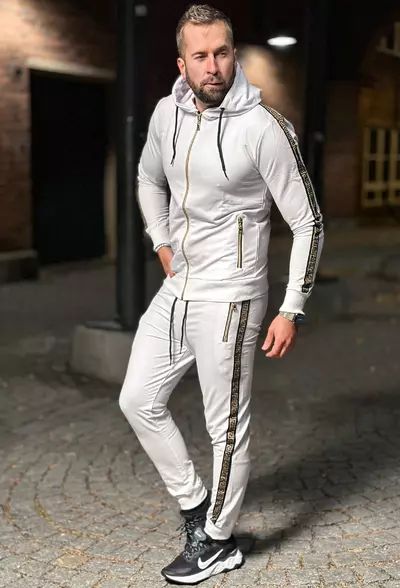 /images/14589-Tracksuit-White-With-Golden-Details-Jerone-1668428922-1424-thumb.webp